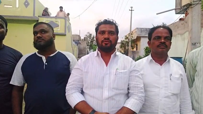 సొమ్ము ఒకడిది.. సోకు ఒకడిద.. ఏం మాట్లాడుతున్నావ్.. గుర్తులేదా.